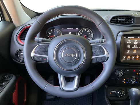 Used 2023 Jeep Renegade Trailhawk AWD/4WD image 16