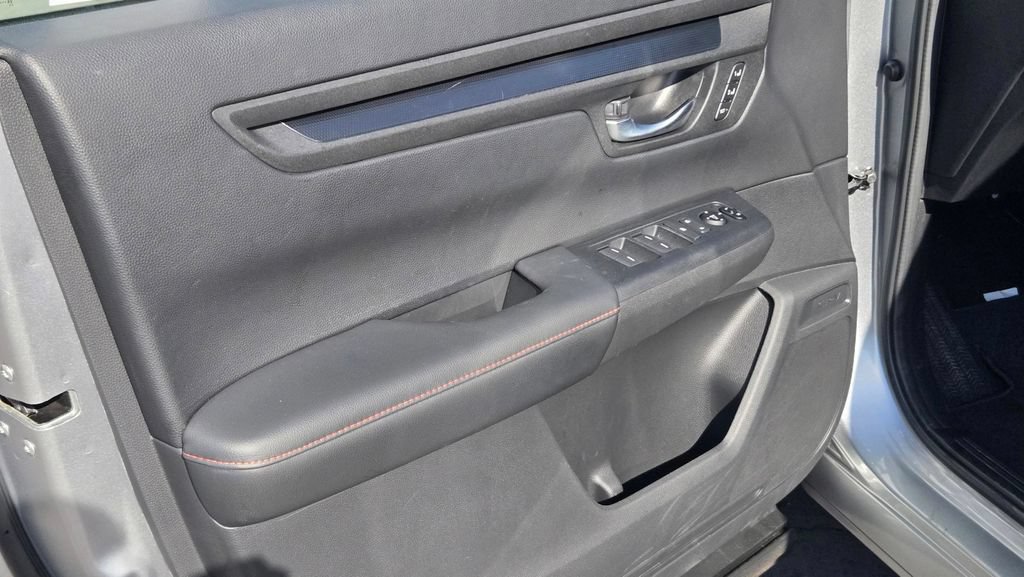 Used 2025 Honda CR-V Sport-L image 16
