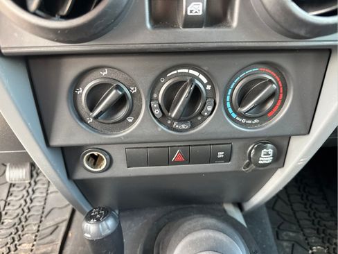 Used 2008 Jeep Wrangler Unlimited X AWD/4WD image 34