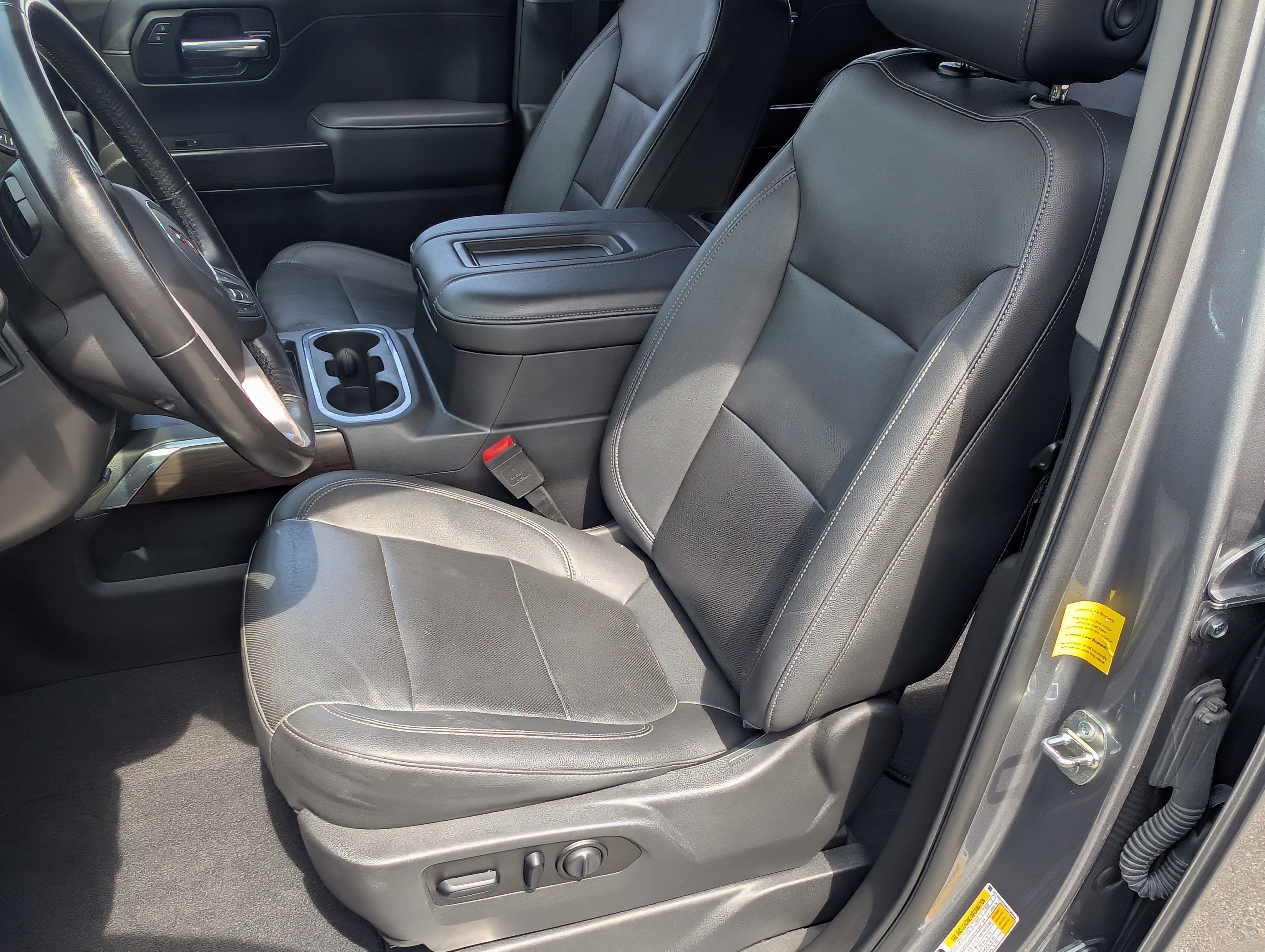 Used 2021 GMC Sierra 1500 SLT w/ SLT Premium Plus Package RWD image 16
