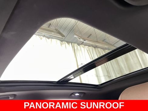 Certified 2019 Cadillac XT4 Premium Luxury AWD/4WD image 5