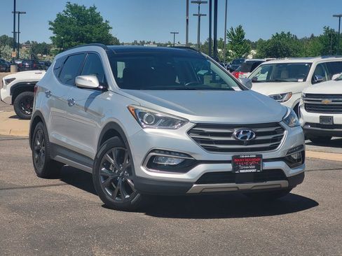 Used 2017 Hyundai Santa Fe Sport w/ 2.0T Ultimate Tech Package 05 AWD/4WD image 2