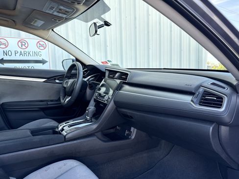 Used 2017 Honda Civic EX image 33