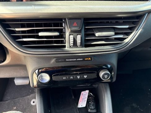 Used 2024 Ford Escape Active w/ Tech Pack #2 FWD image 24