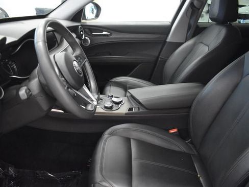 Used 2018 Alfa Romeo Stelvio Ti AWD/4WD image 22