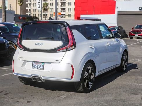 Certified 2025 Kia Soul GT-Line image 10