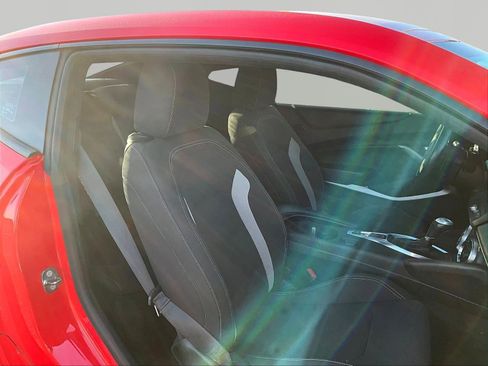 Used 2018 Chevrolet Camaro SS RWD image 29