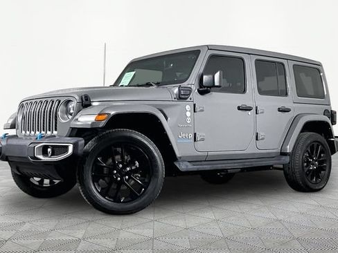 Used 2023 Jeep Wrangler Unlimited Sahara w/ Cold Weather Group AWD/4WD image 1