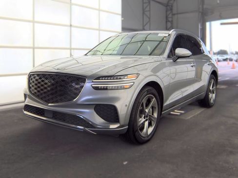 Used 2026 Genesis GV70 2.5T Advanced AWD/4WD image 2