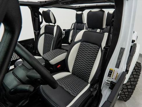 Used 2026 Jeep Wrangler Unlimited Sport image 3