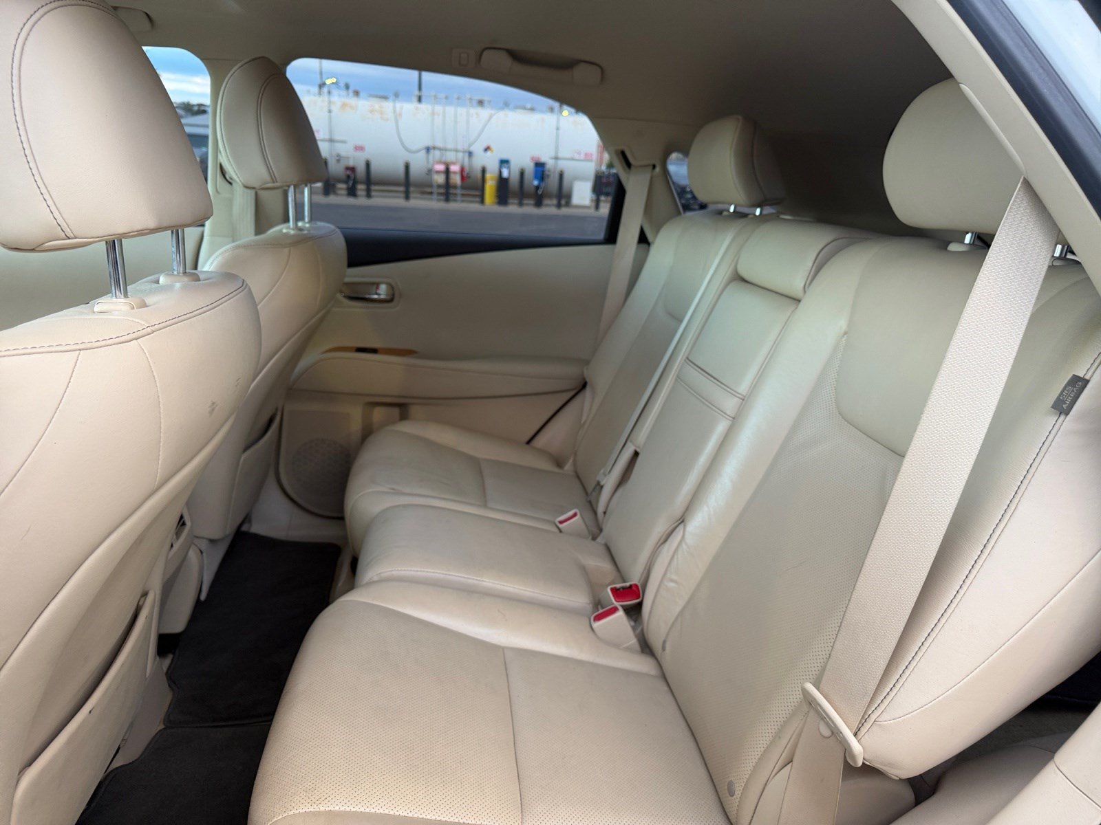 Used 2014 Lexus RX 450h AWD image 17