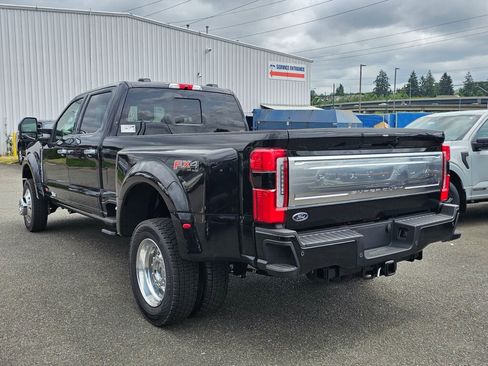 New 2026 Ford F450 Platinum w/ Platinum Plus Package AWD/4WD image 3