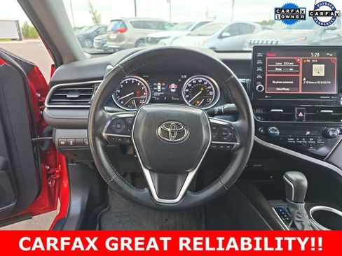 Used 2024 Toyota Camry XLE image 12
