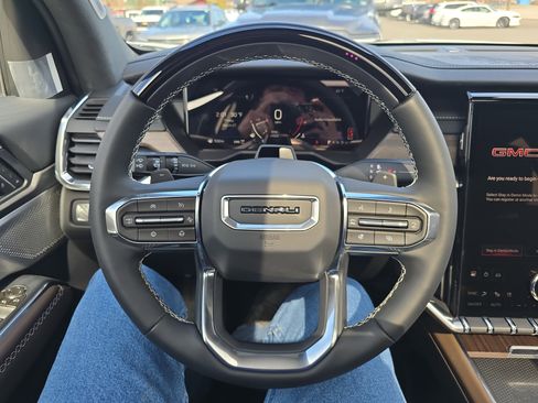 New 2026 GMC Acadia Denali Ultimate image 21