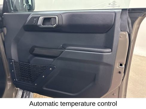 Used 2025 Ford Bronco Outer Banks AWD/4WD image 20