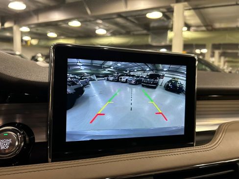 Used 2022 Lincoln Corsair AWD w/ Equipment Group 101A image 17