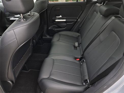 Certified 2025 Mercedes-Benz GLA 250 image 28