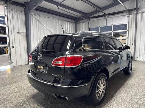 Used 2017 Buick Enclave Leather FWD image 22