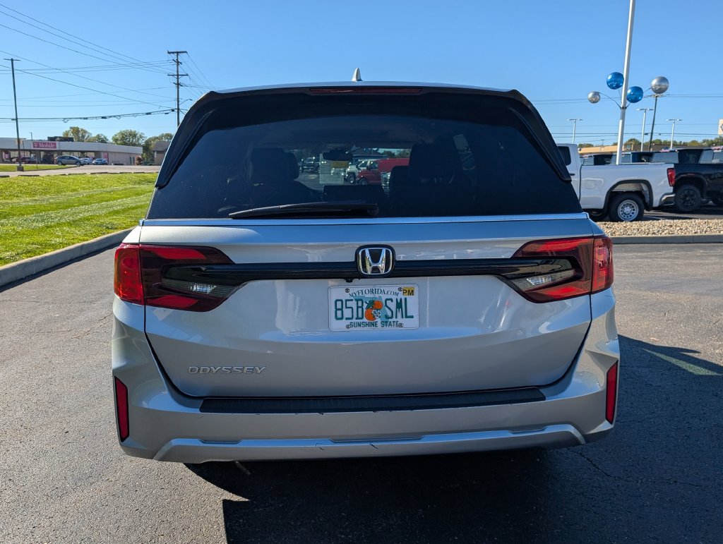 Used 2025 Honda Odyssey EX-L image 6