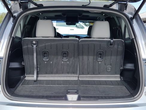 Used 2019 Honda Pilot Touring image 9