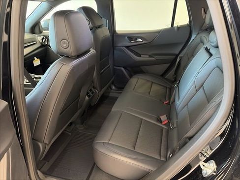 New 2026 Chevrolet Equinox LT image 13