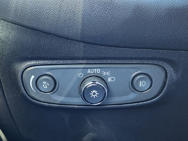 Used 2018 Chevrolet Equinox Premier AWD/4WD image 25