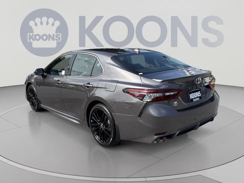 Used 2024 Toyota Camry XSE w/ Cold Weather Package FWD image 4