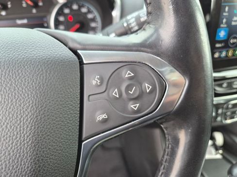 Used 2021 Chevrolet Traverse Premier FWD image 24