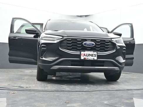 Used 2025 Ford Escape ST-Line image 51