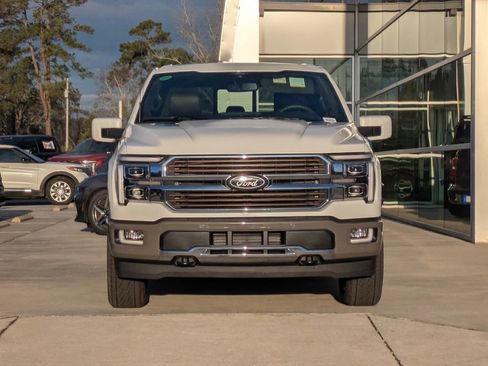 New 2025 Ford F150 King Ranch w/ FX4 Off-Road Package image 8