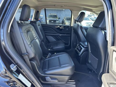 Used 2023 Lincoln Aviator Reserve image 18