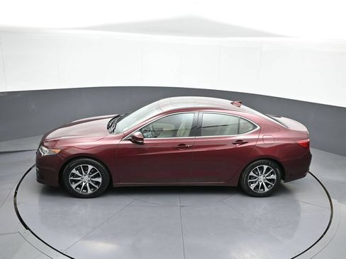 Used 2015 Acura TLX w/ Technology Package FWD image 40