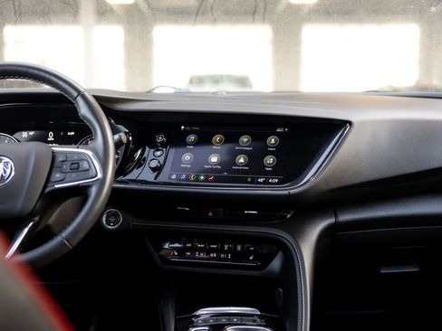 Used 2022 Buick Envision Essence w/ Sport Touring Package image 18