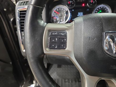 Used 2015 RAM 1500 Laramie w/ Convenience Group image 16