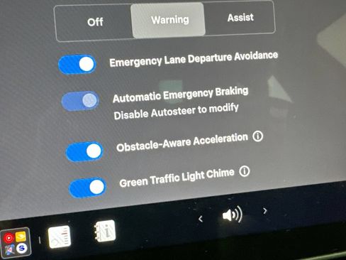 Used 2023 Tesla Model 3 Standard Range RWD image 25