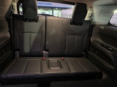 Used 2022 INFINITI QX60 Sensory w/ Cargo Package image 21