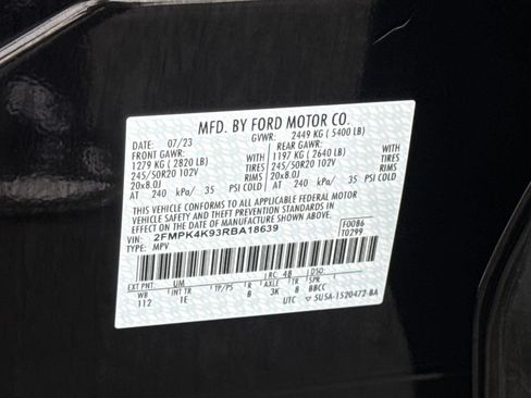 Used 2024 Ford Edge Titanium w/ Equipment Group 301A AWD/4WD image 28