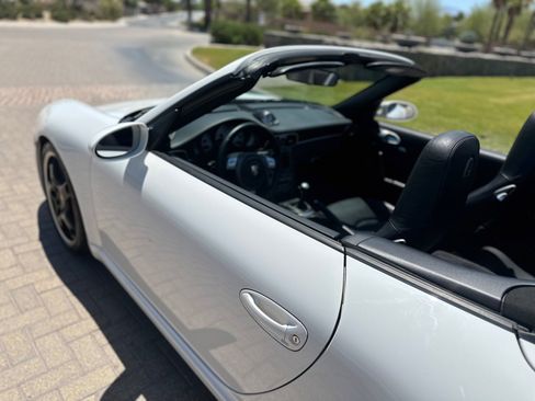 Used 2007 Porsche 911 Carrera S RWD image 39