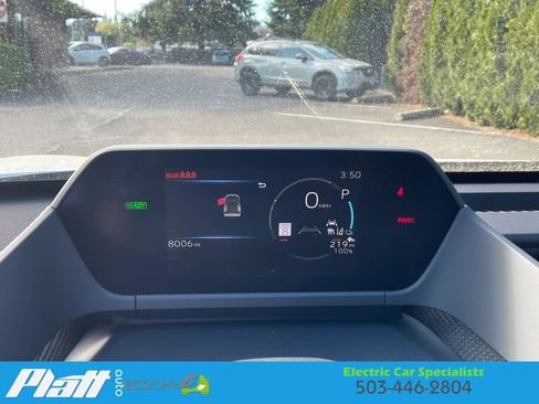 Used 2025 Subaru Solterra AWD/4WD image 26