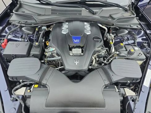 Used 2017 Maserati Quattroporte S GranLusso Q4 AWD/4WD image 59