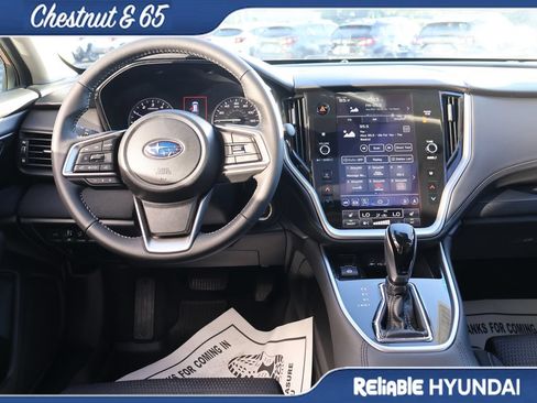 Used 2025 Subaru Outback Premium w/ Popular Package #1A AWD/4WD image 19