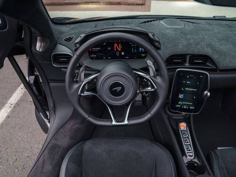 New 2026 McLaren Artura Spider image 9