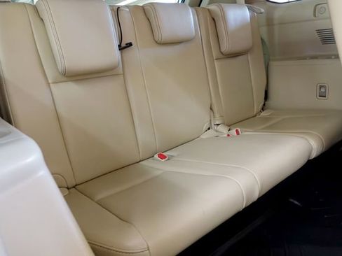 Used 2016 Toyota Highlander Limited image 36