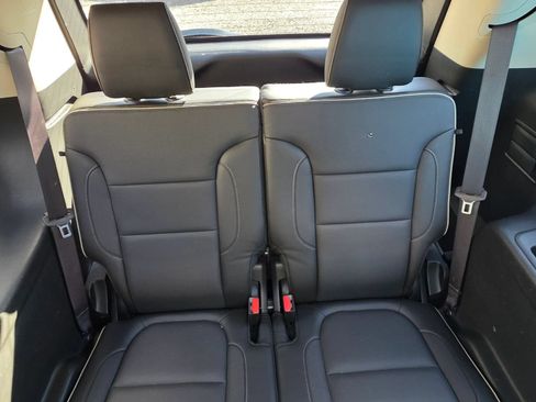 Used 2019 GMC Acadia Denali AWD/4WD image 18