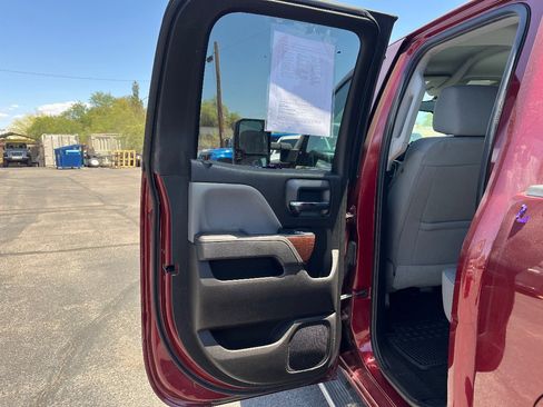 Used 2016 GMC Sierra 1500 SLE w/ SLE Value Package AWD/4WD image 14