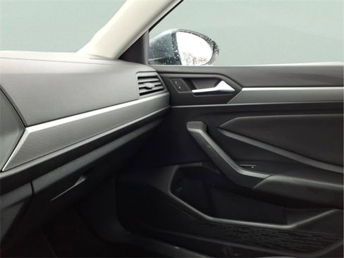 Used 2019 Volkswagen Jetta S w/ Driver Assistance Package image 19