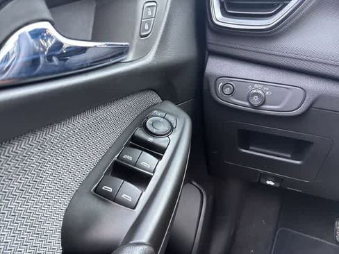 Used 2024 Chevrolet TrailBlazer LS w/ LS Confidence Package FWD image 38