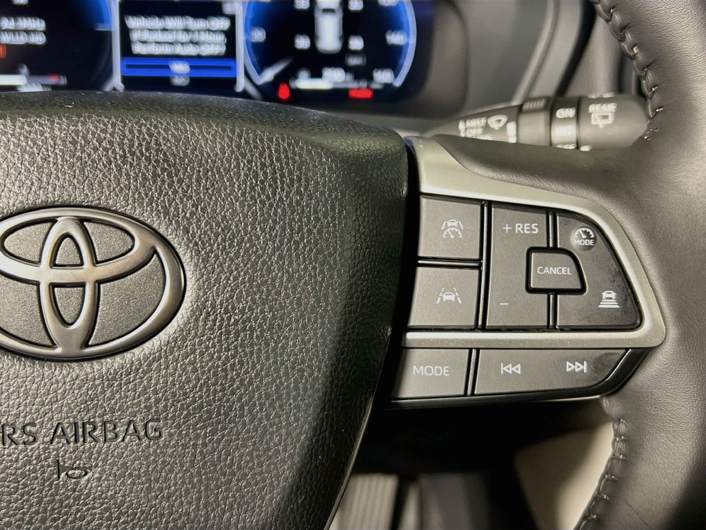 Used 2026 Toyota Grand Highlander AWD Hybrid image 19
