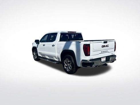 Used 2023 GMC Sierra 1500 SLT w/ SLT Premium Package image 4