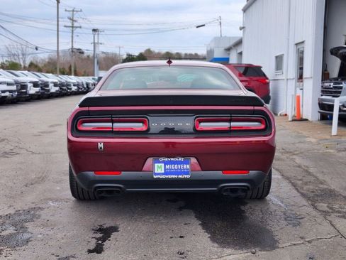 Used 2023 Dodge Challenger SRT Hellcat RWD image 4